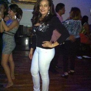 Meet your Posher, Lira